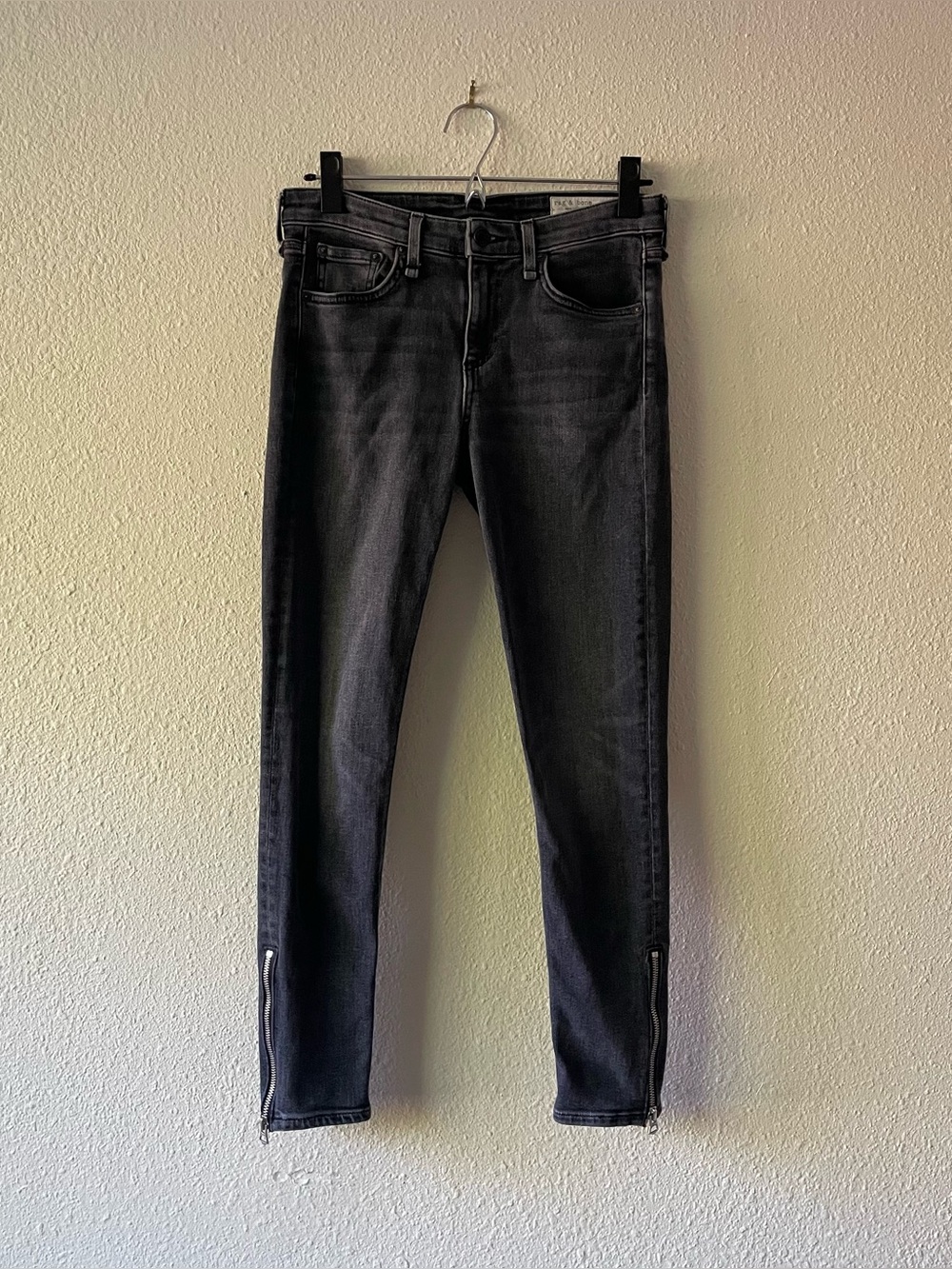 Rag & Bone Cate Mid Rise Ankle Skinny Jeans Size 26 Gray Wash Zip Ankles